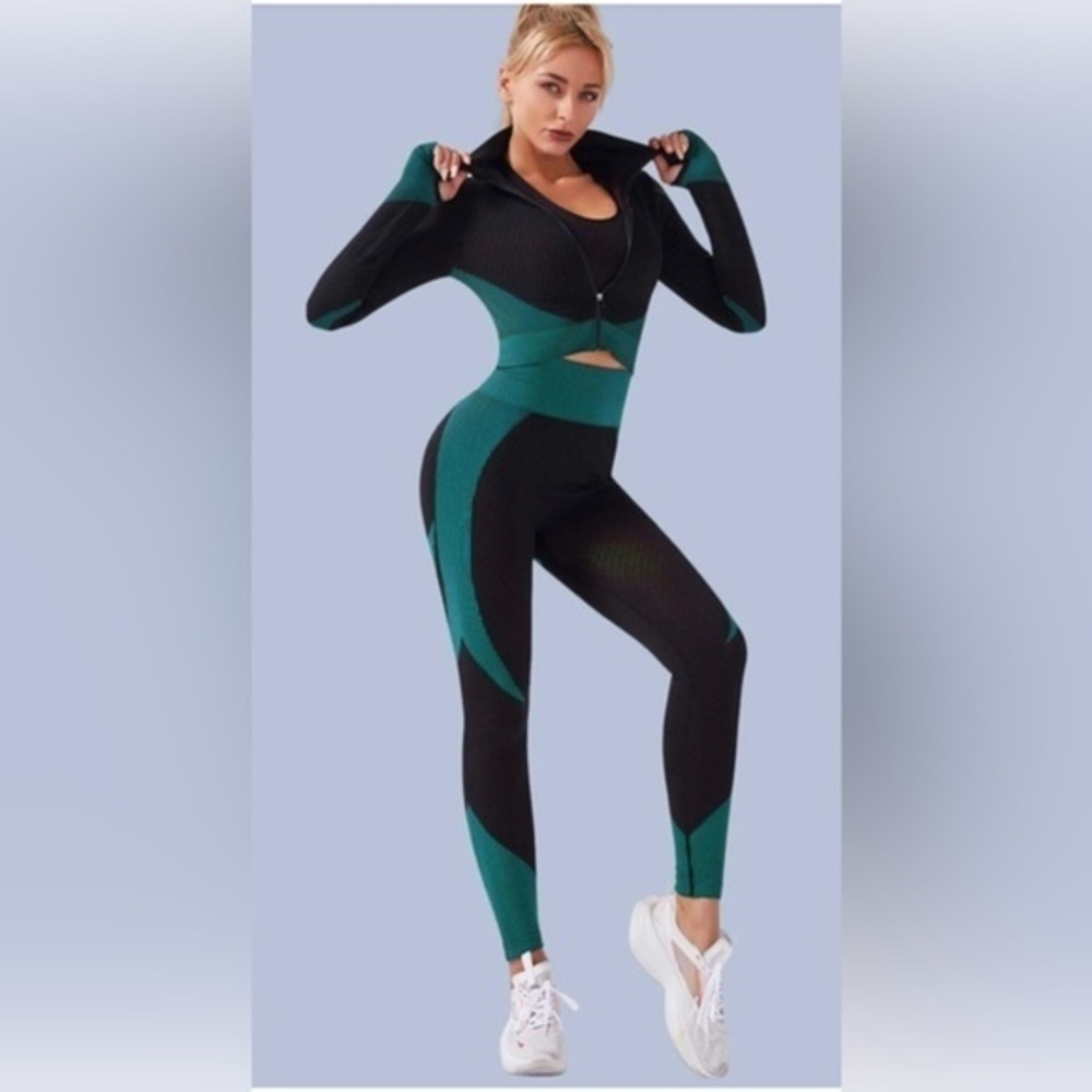 3-piece set: leggings, sports bra, & cropped zip jacket | Black & Forest Green